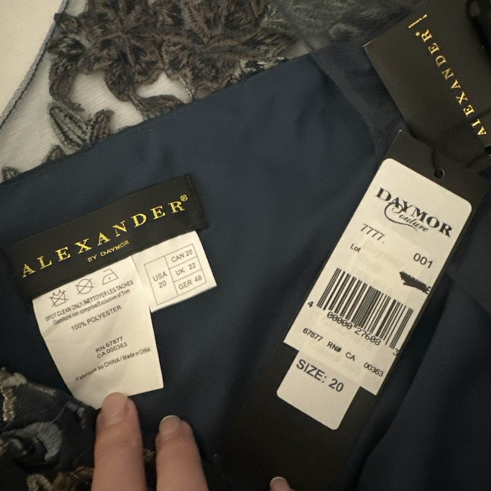 NWT$955 Alexander by Daymor Couture [ 20 ] Floral embroidered Chiffon Gown S1986 - Picture 5 of 13